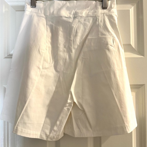 Serenette NWOT Sz M White Shorts - Picture 5 of 6